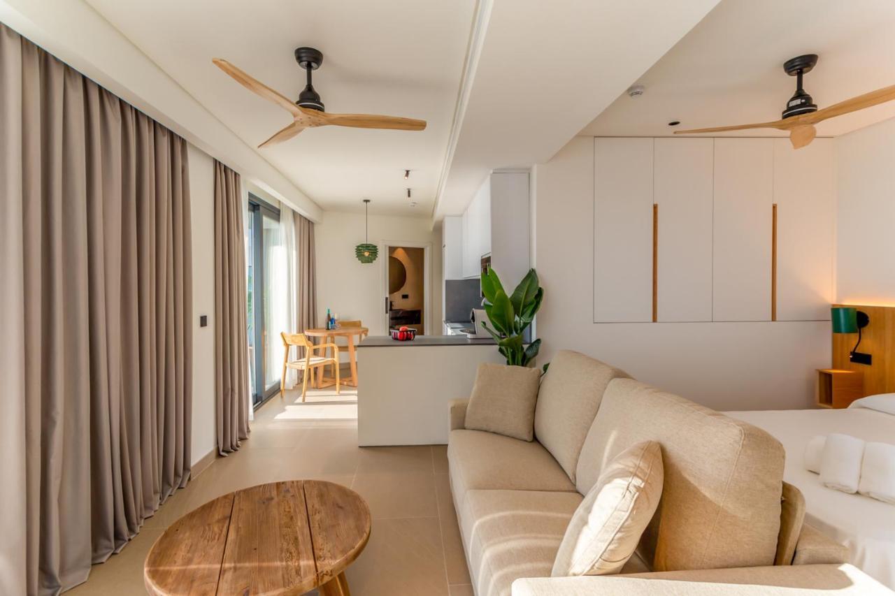 קוניל דה לה פרונטרה Hotel Apartamentos Hamus מראה חיצוני תמונה