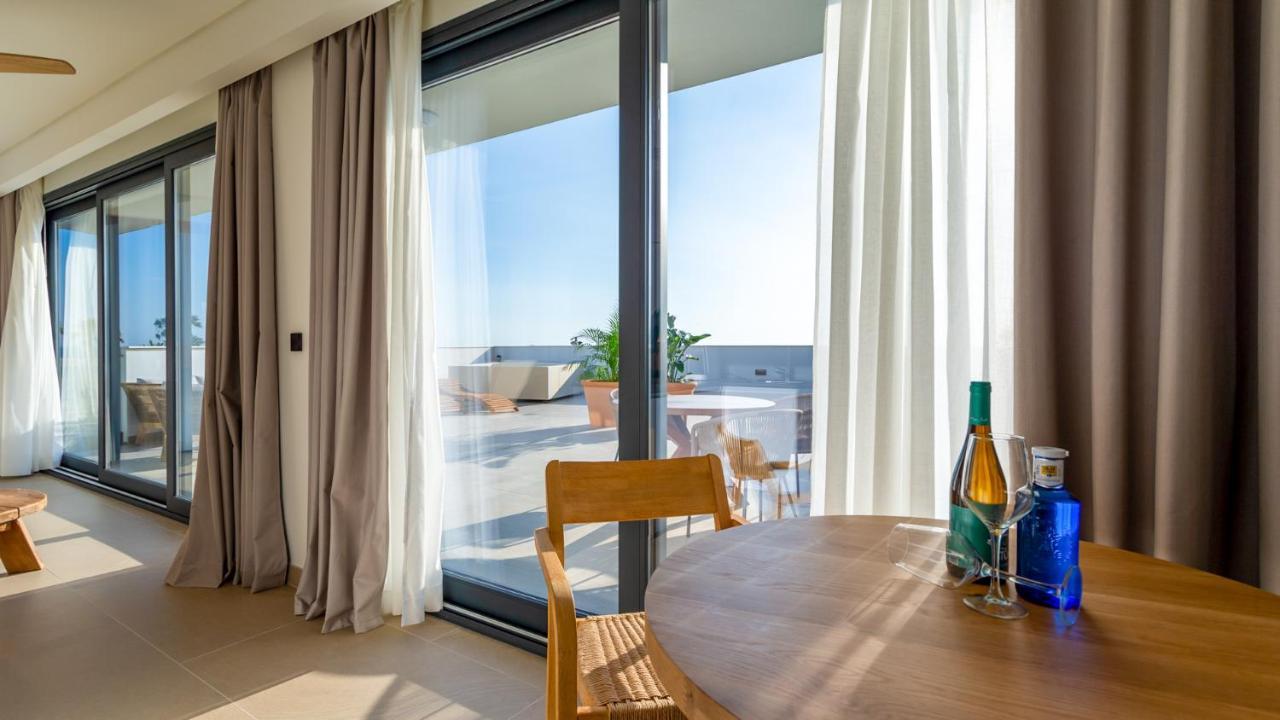 קוניל דה לה פרונטרה Hotel Apartamentos Hamus מראה חיצוני תמונה