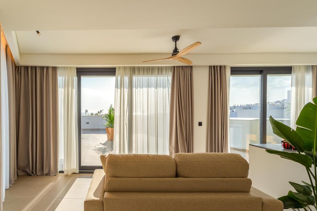 קוניל דה לה פרונטרה Hotel Apartamentos Hamus מראה חיצוני תמונה
