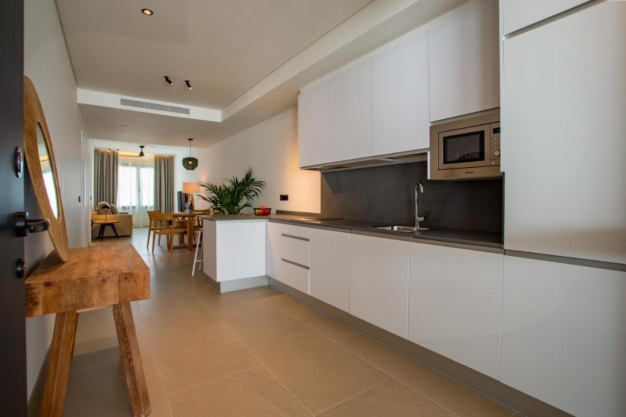 קוניל דה לה פרונטרה Hotel Apartamentos Hamus מראה חיצוני תמונה