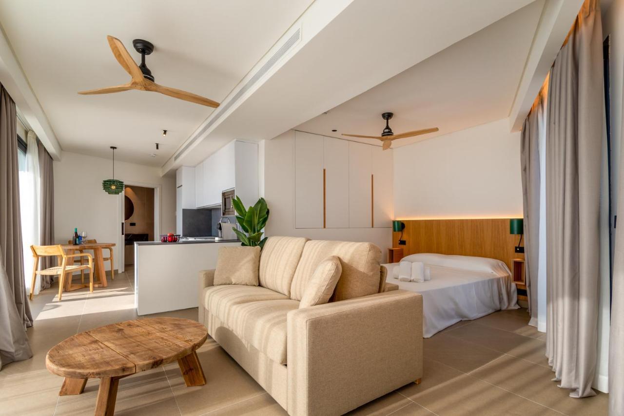 קוניל דה לה פרונטרה Hotel Apartamentos Hamus מראה חיצוני תמונה